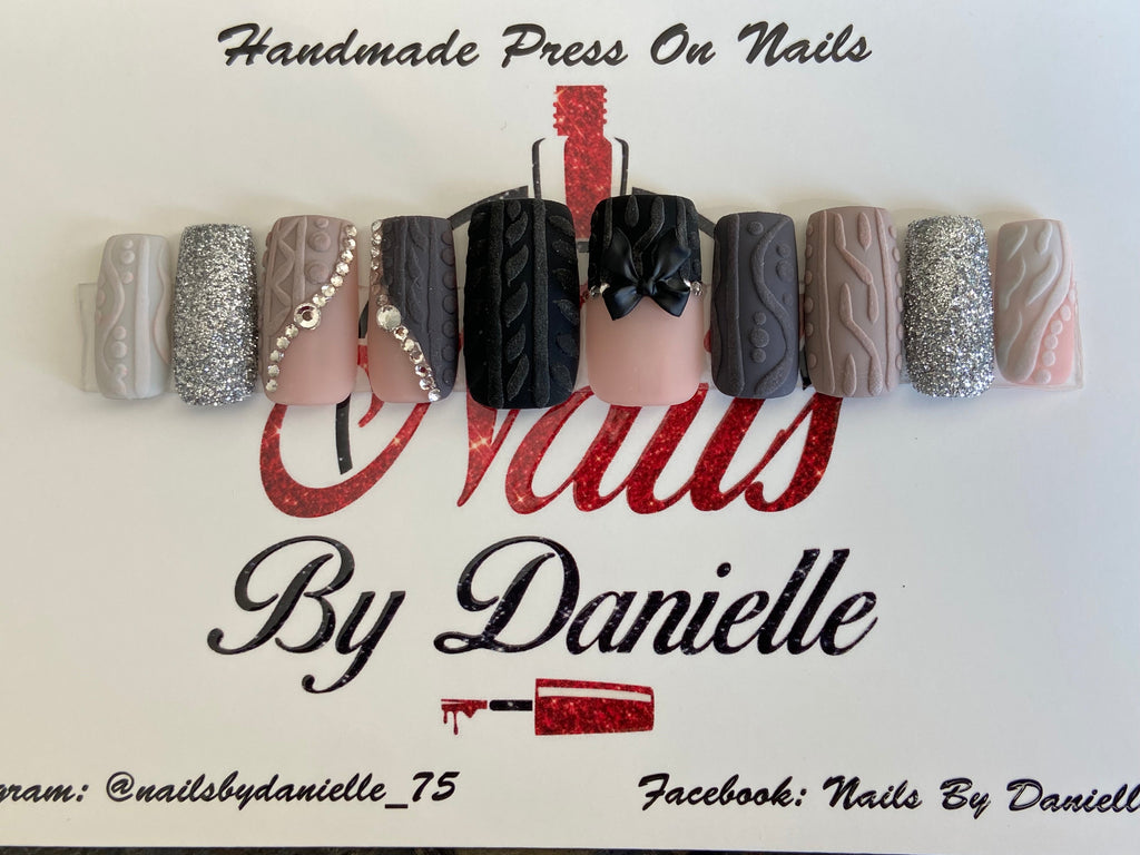 Sweater Nails