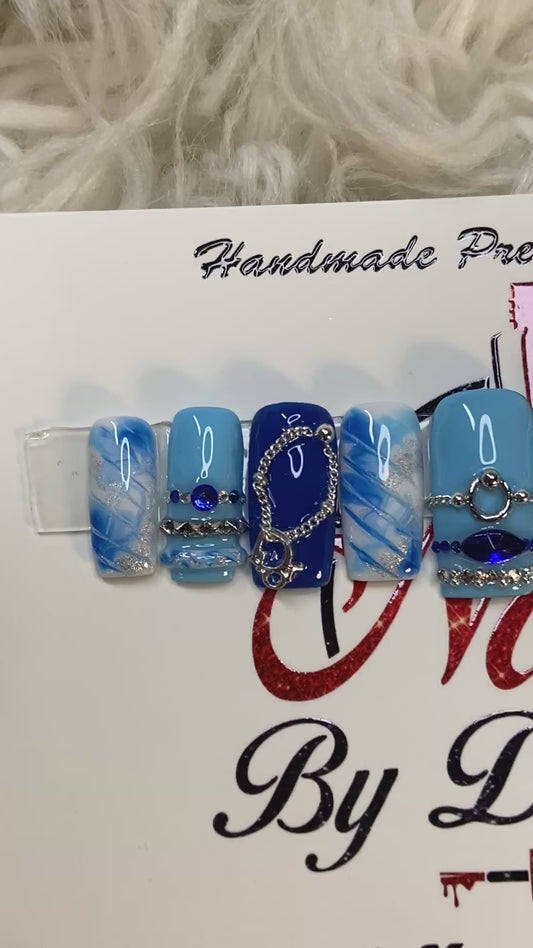 Medium Square Bangle Nails